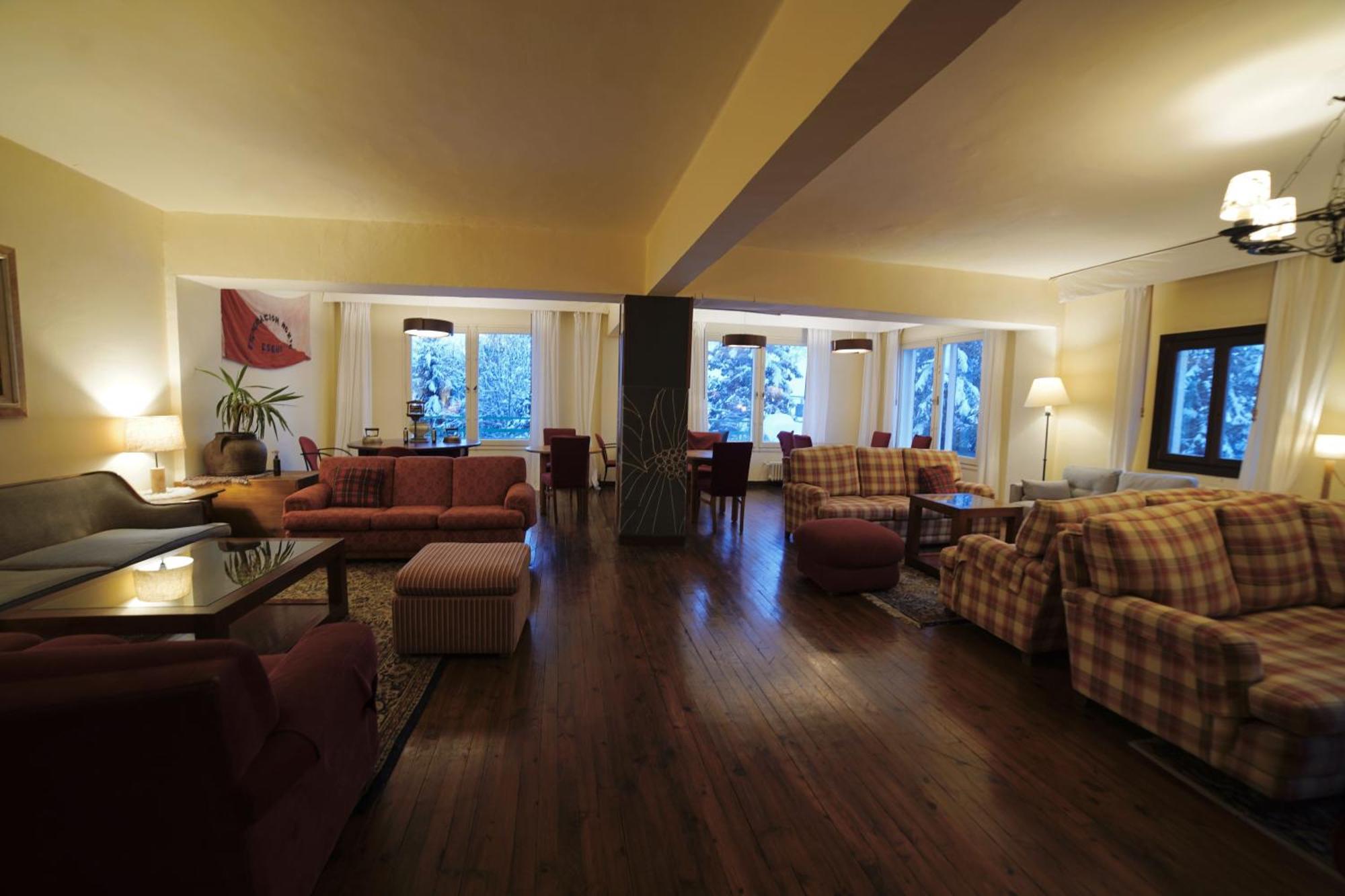 Snoe Hotel كاندانتْشاو المظهر الخارجي الصورة