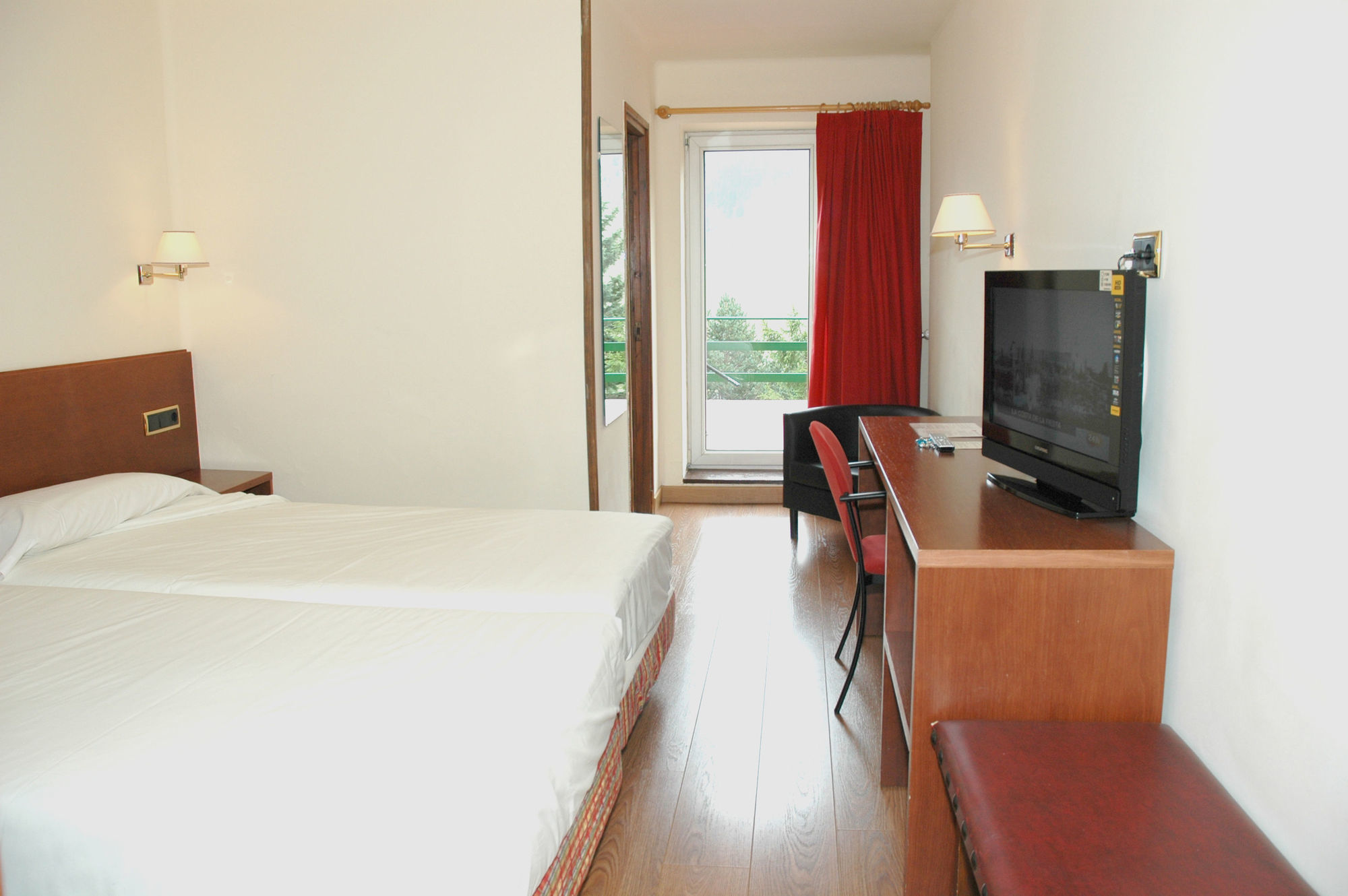 Snoe Hotel كاندانتْشاو المظهر الخارجي الصورة