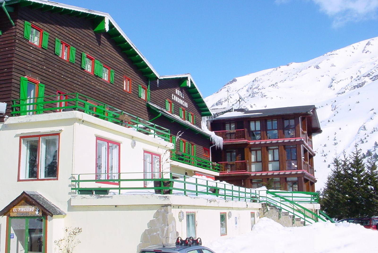Snoe Hotel كاندانتْشاو المظهر الخارجي الصورة
